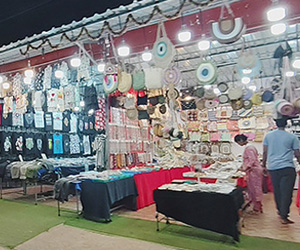 anjuna flea market shopping stalls goa