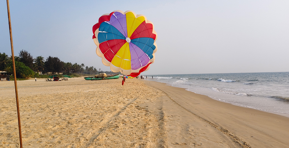 Water sports at Arossim Beach Goa