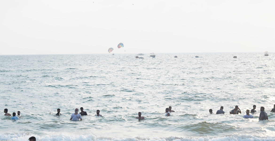 Sea view with parasailing at Baga Beach Goa