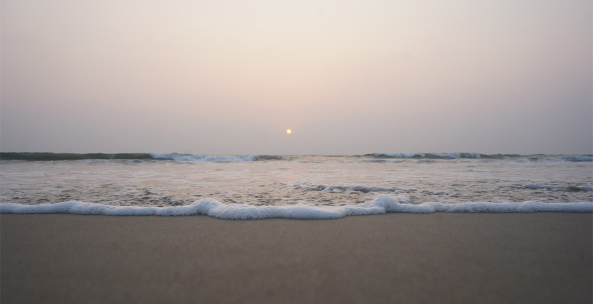 Sunset waves at Betalbatim Beach
