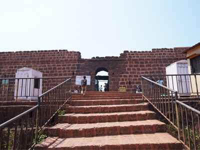 Stone entrance and steps at Chapora Fort, Go