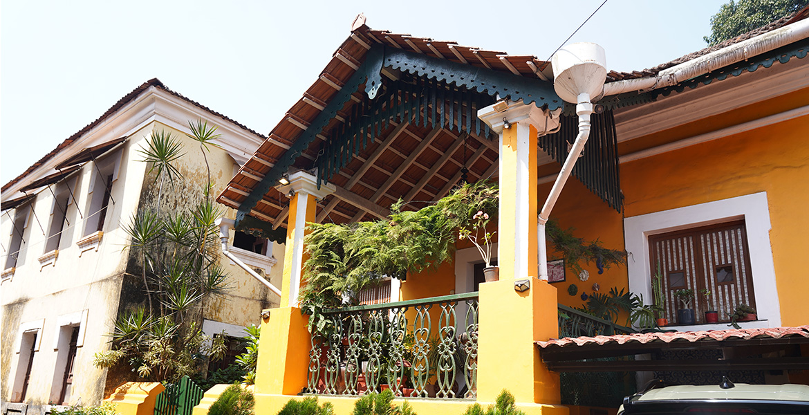 Colorful Portuguese house in Fontainhas, Goa