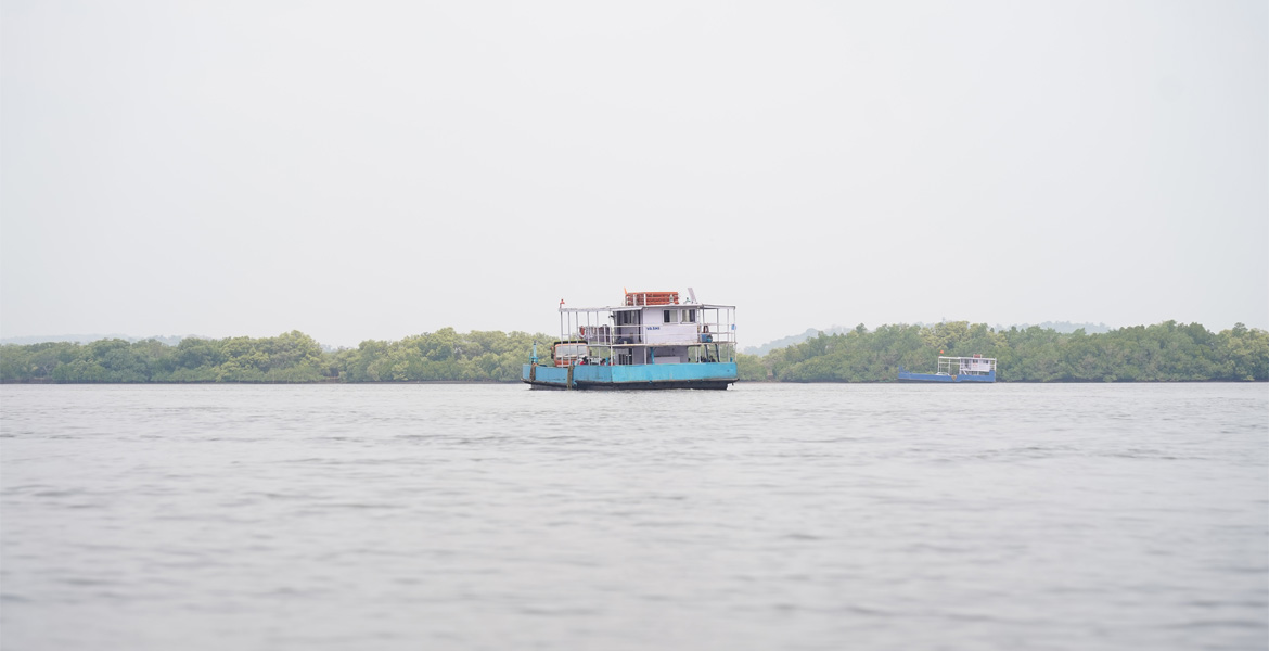 Ferry boat for Goa island trip