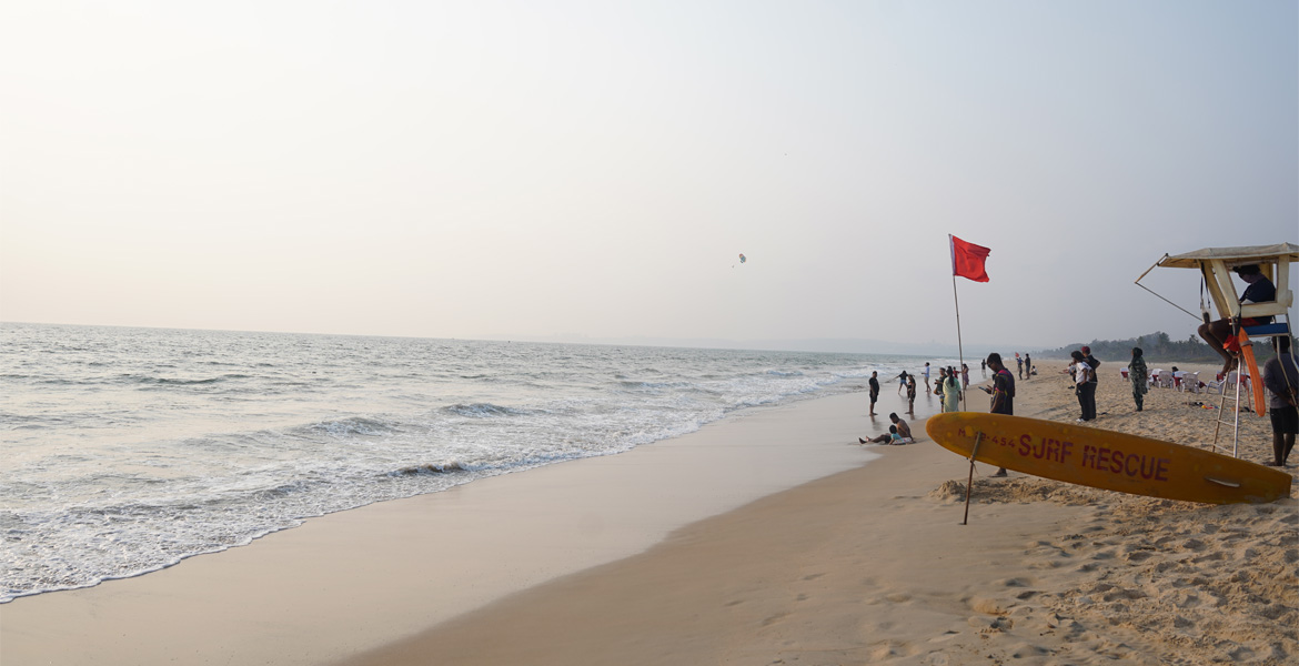Lifeguard qt Utorda Beach, Goa