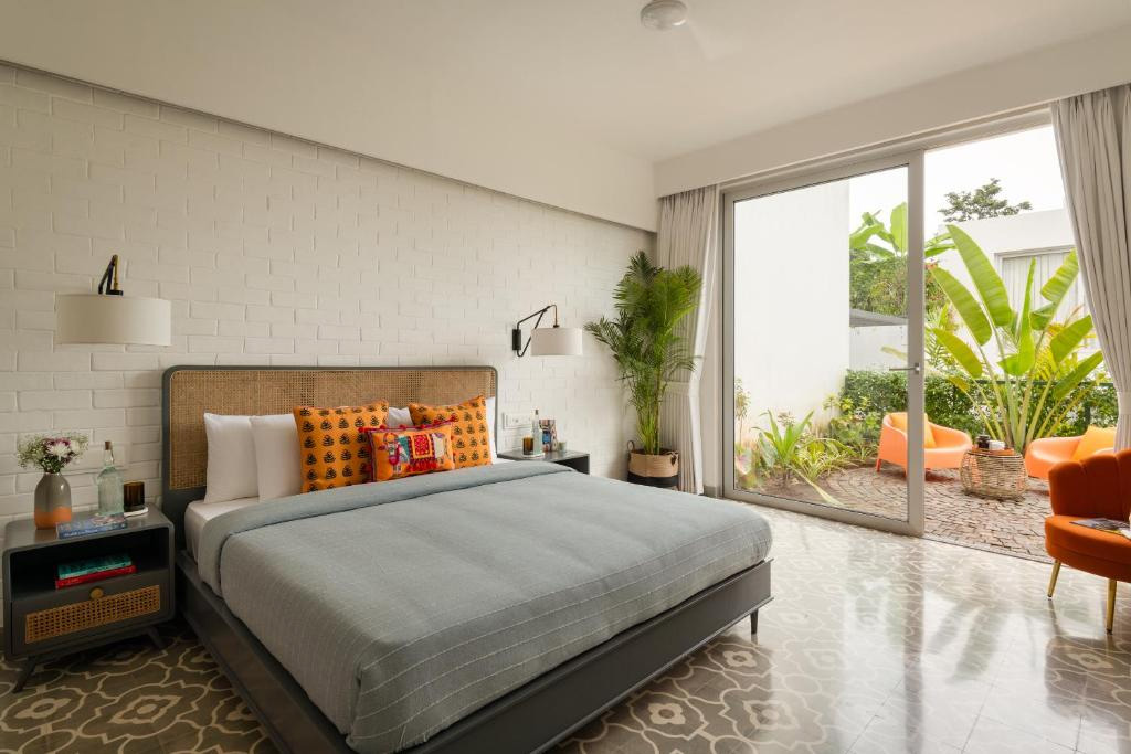 Spacious Bedroom